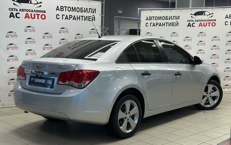 Chevrolet Cruze II, 2011 год, 799 000 рублей, 4 фотография