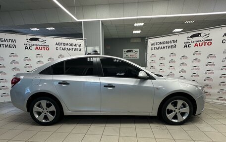 Chevrolet Cruze II, 2011 год, 799 000 рублей, 8 фотография