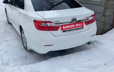 Toyota Camry, 2014 год, 1 900 000 рублей, 3 фотография