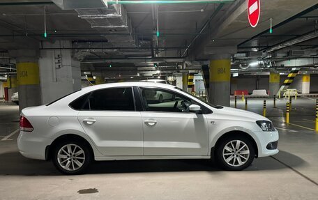 Volkswagen Polo VI (EU Market), 2015 год, 715 000 рублей, 3 фотография