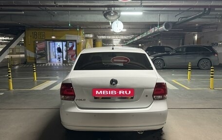 Volkswagen Polo VI (EU Market), 2015 год, 715 000 рублей, 5 фотография