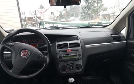 Fiat Linea, 2010 год, 520 000 рублей, 8 фотография