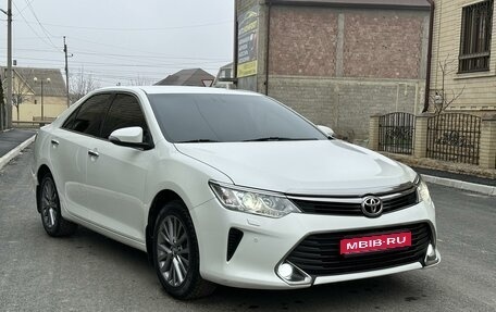 Toyota Camry, 2016 год, 2 280 000 рублей, 1 фотография