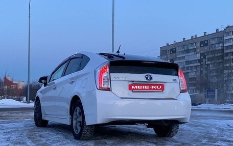 Toyota Prius, 2012 год, 1 320 000 рублей, 2 фотография