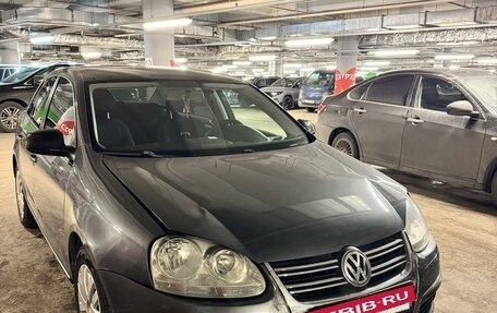 Volkswagen Jetta VI, 2010 год, 430 000 рублей, 2 фотография