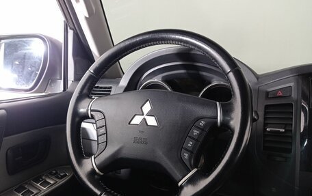 Mitsubishi Pajero IV, 2012 год, 2 150 000 рублей, 9 фотография