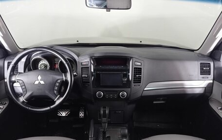 Mitsubishi Pajero IV, 2012 год, 2 150 000 рублей, 11 фотография