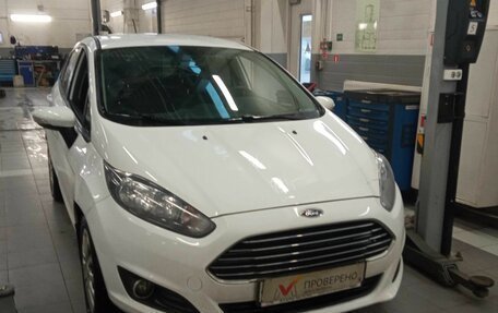 Ford Fiesta, 2018 год, 980 000 рублей, 2 фотография