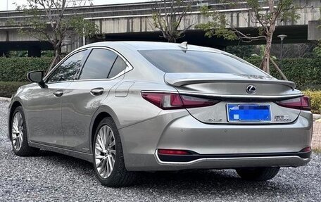 Lexus ES VII, 2021 год, 4 270 000 рублей, 6 фотография