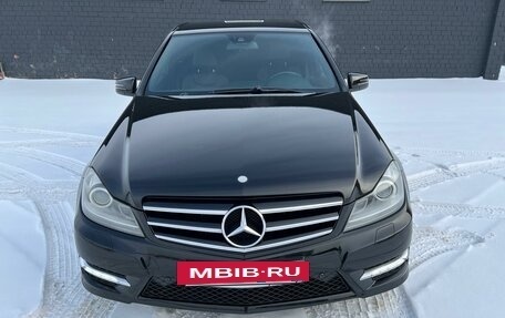 Mercedes-Benz C-Класс, 2011 год, 1 690 000 рублей, 2 фотография