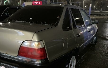 Daewoo Nexia I рестайлинг, 1999 год, 110 000 рублей, 4 фотография