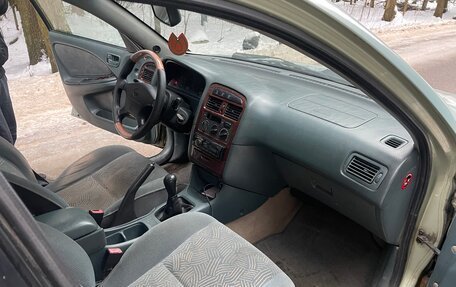 Toyota Avensis III рестайлинг, 1998 год, 265 000 рублей, 20 фотография