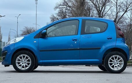 Peugeot 107 I рестайлинг, 2013 год, 567 000 рублей, 24 фотография