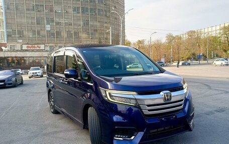 Honda Stepwgn IV, 2021 год, 2 800 000 рублей, 3 фотография