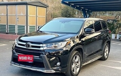 Toyota Highlander III, 2021 год, 3 290 000 рублей, 1 фотография