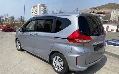 Honda Freed II, 2018 год, 1 290 000 рублей, 6 фотография