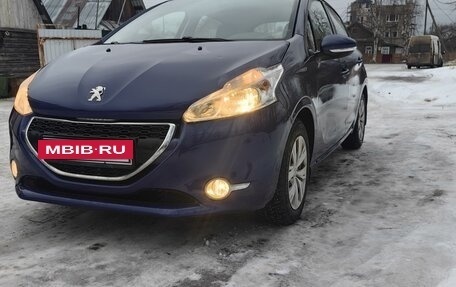 Peugeot 208 II, 2013 год, 780 000 рублей, 13 фотография