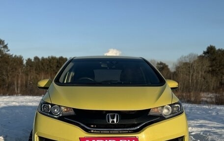 Honda Fit III, 2013 год, 970 000 рублей, 2 фотография