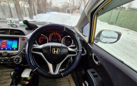 Honda Fit III, 2008 год, 570 000 рублей, 5 фотография