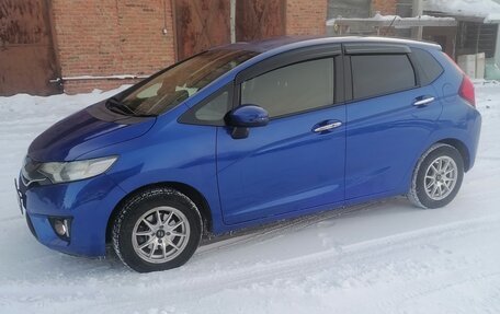 Honda Fit III, 2014 год, 1 000 000 рублей, 2 фотография