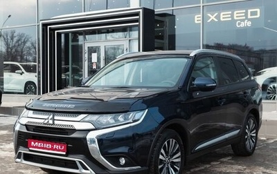 Mitsubishi Outlander III рестайлинг 3, 2019 год, 2 890 000 рублей, 1 фотография