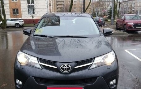 Toyota RAV4, 2013 год, 2 100 000 рублей, 2 фотография