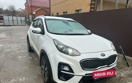 KIA Sportage IV рестайлинг, 2018 год, 2 300 000 рублей, 4 фотография