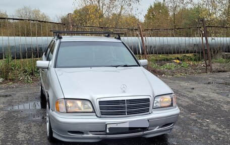 Mercedes-Benz C-Класс, 1998 год, 490 000 рублей, 1 фотография