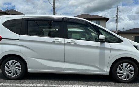 Honda Freed II, 2021 год, 1 685 000 рублей, 6 фотография