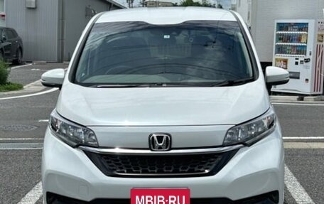 Honda Freed II, 2021 год, 1 685 000 рублей, 3 фотография