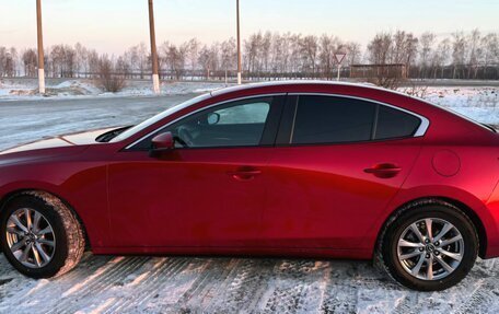 Mazda 3, 2019 год, 2 240 000 рублей, 2 фотография