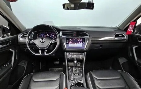 Volkswagen Tiguan II, 2020 год, 3 100 000 рублей, 5 фотография