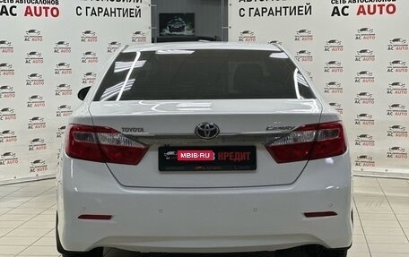 Toyota Camry, 2013 год, 1 629 000 рублей, 5 фотография