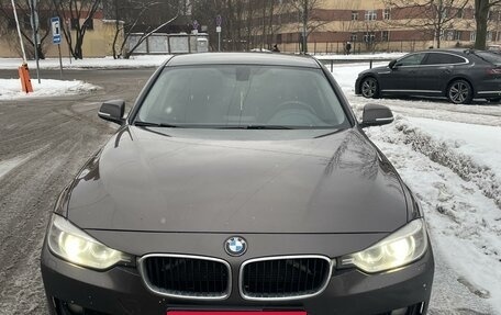 BMW 3 серия, 2013 год, 1 700 000 рублей, 3 фотография