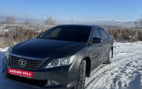 Toyota Camry, 2012 год, 1 950 000 рублей, 4 фотография