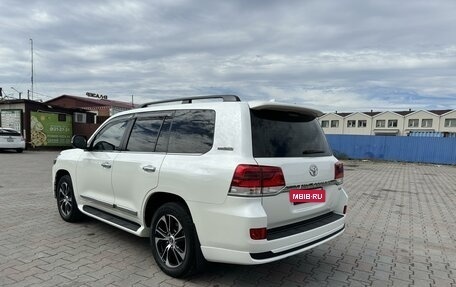 Toyota Land Cruiser 200, 2020 год, 9 990 000 рублей, 7 фотография