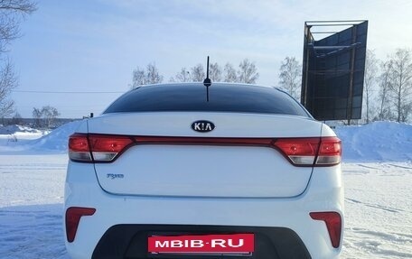 KIA Rio IV, 2018 год, 1 500 000 рублей, 5 фотография