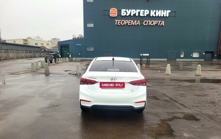 Hyundai Solaris II рестайлинг, 2019 год, 1 050 000 рублей, 3 фотография