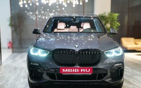 BMW X5, 2021 год, 9 310 000 рублей, 2 фотография