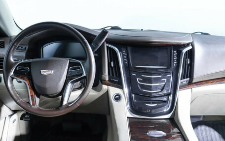 Cadillac Escalade IV, 2015 год, 4 520 000 рублей, 12 фотография