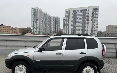 Chevrolet Niva I рестайлинг, 2009 год, 600 000 рублей, 5 фотография