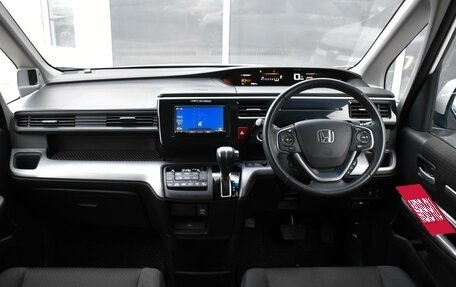 Honda Stepwgn IV, 2020 год, 2 730 000 рублей, 6 фотография