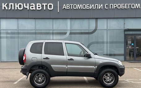 Chevrolet Niva I рестайлинг, 2018 год, 880 000 рублей, 7 фотография