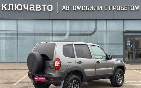 Chevrolet Niva I рестайлинг, 2018 год, 880 000 рублей, 8 фотография