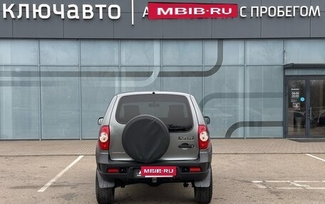 Chevrolet Niva I рестайлинг, 2018 год, 880 000 рублей, 10 фотография