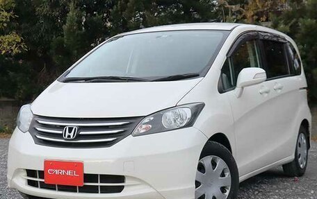 Honda Freed I, 2011 год, 995 000 рублей, 4 фотография