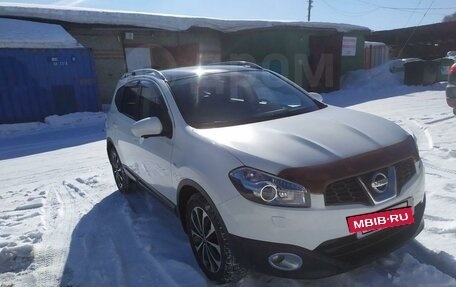 Nissan Qashqai+2 I, 2012 год, 1 390 000 рублей, 2 фотография