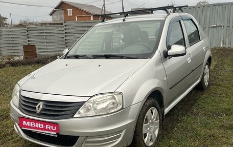 Renault Logan I, 2014 год, 560 000 рублей, 2 фотография