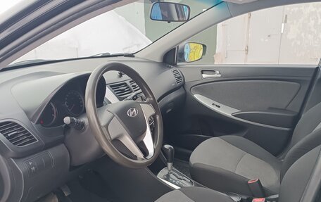 Hyundai Solaris II рестайлинг, 2013 год, 840 000 рублей, 6 фотография