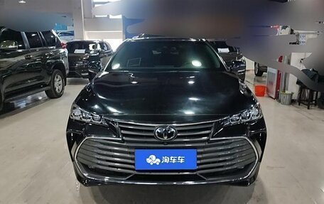 Toyota Avalon, 2022 год, 2 880 000 рублей, 4 фотография